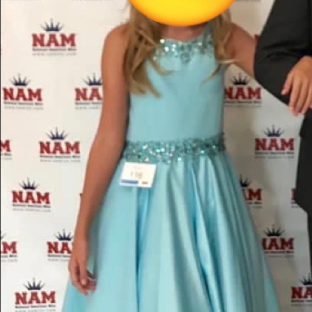 Pageant dress
